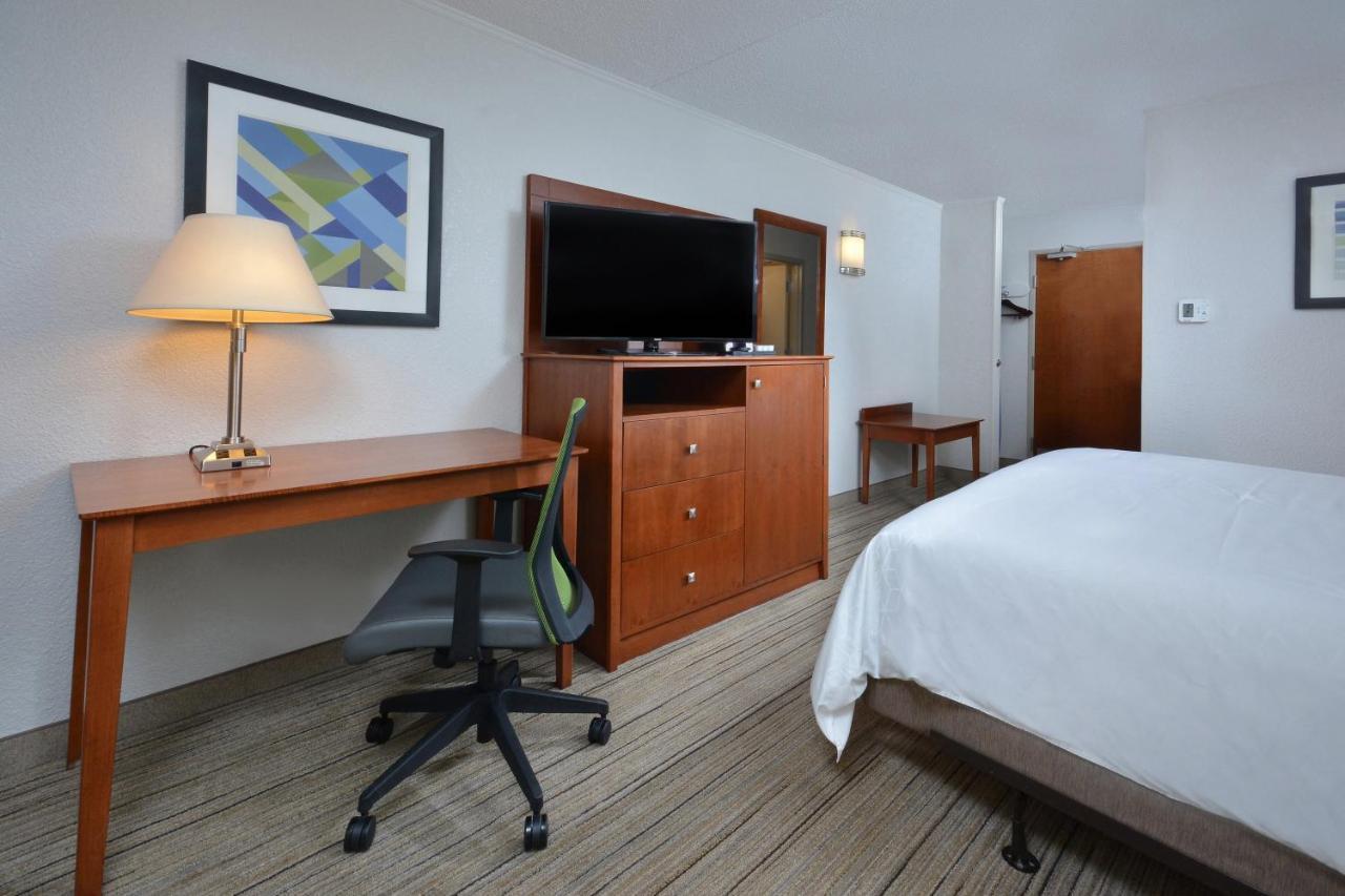 Holiday Inn Express Lynchburg By Ihg Exterior foto