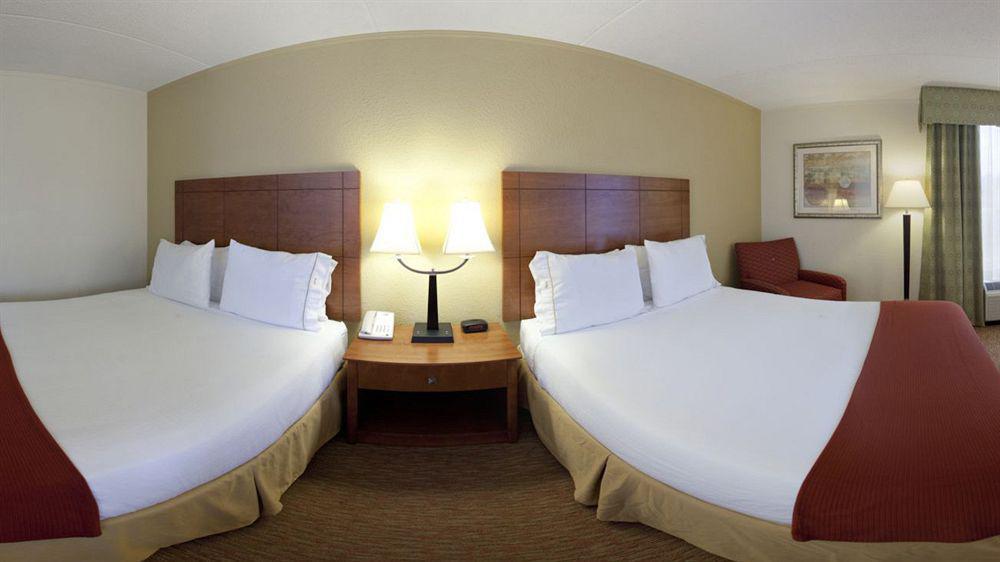Holiday Inn Express Lynchburg By Ihg Exterior foto